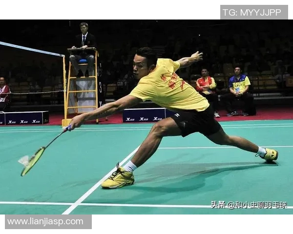 杭州羽毛球队中路突破战术解析与实战应用探讨